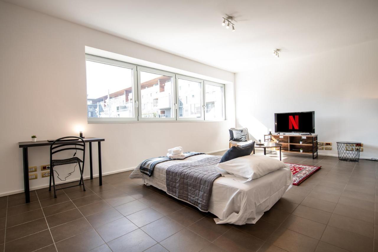 帕爾馬350 M Dalla Stazione L Parcheggio Free L Nova Loft公寓 外观 照片
