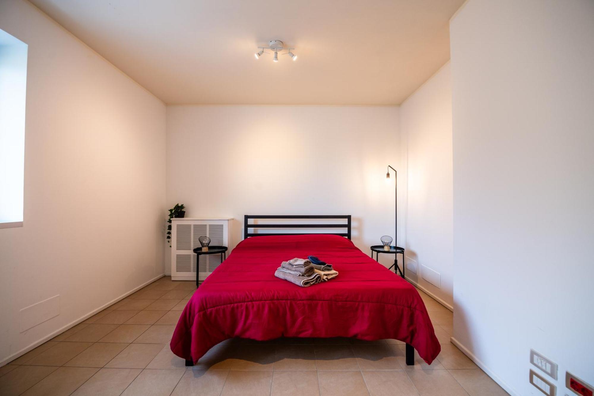 帕爾馬350 M Dalla Stazione L Parcheggio Free L Nova Loft公寓 外观 照片